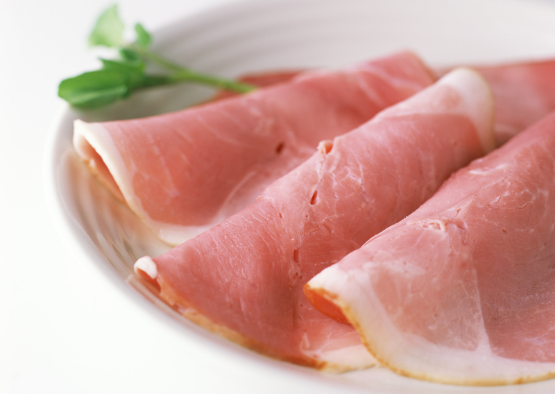 Калорийность и пищевая ценность Свинина мокрого посола с добавлением воды ,ветчина ,цельная,без костей, мясо с жыром, не разогретая