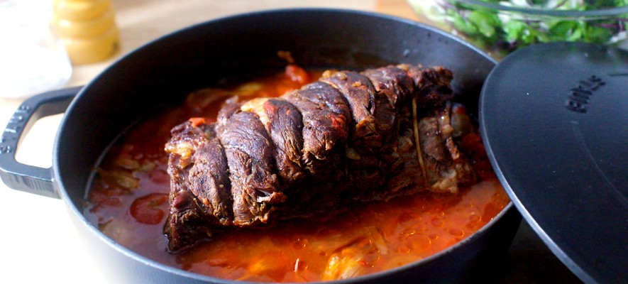 Говядина отборная, мякоть шейной части, стейк,  постное мясо, тушеная