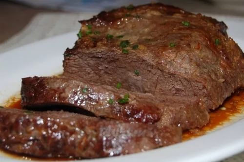 Говядина отборная, мякоть верхней части бедра, мясо с жиром убранным до уровня 1/8", печеная